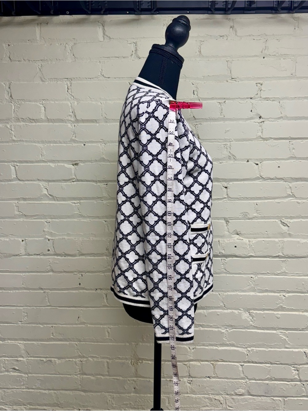 Talbots, Women’s White & Black Lattice Print Sweater, Size Small - Picture 9 of 12